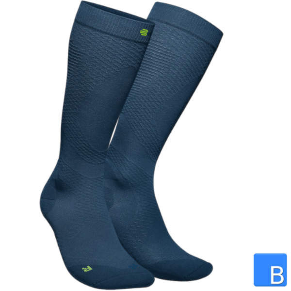 Run Ultralight Compression Socks Men in Blau
