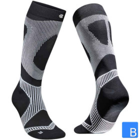 Run Performance Compression Laufsocken in schwarz