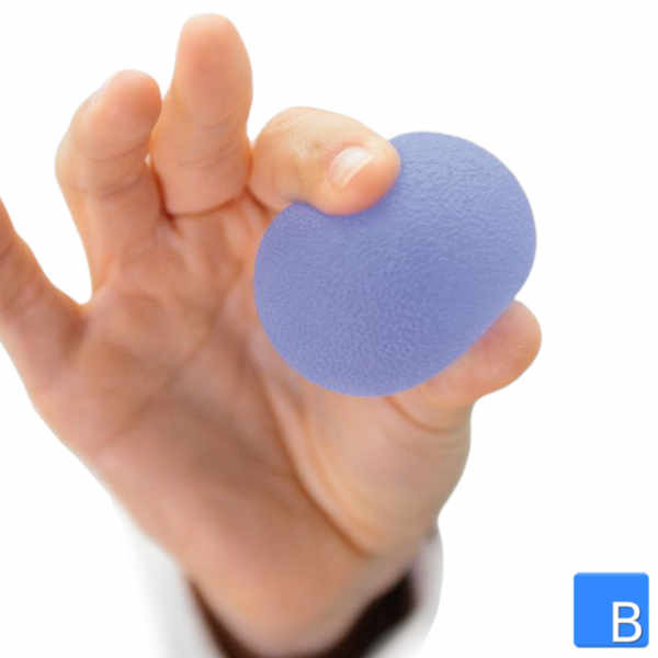 Sissel® Press Egg Therapieball Anwendung Finger, blau