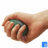 Sissel® Press Egg Therapieball Anwendung Hand, grün