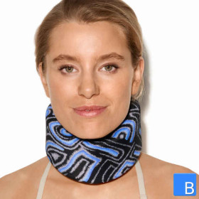 Cervilastic Halskrause von Sporlastic, schönes Farbmuster Blau-Schwarz