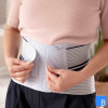 LordoLoc Rückenbandage verschliessen und Zug einstellen