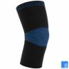 Active Color Kniebandage schwarz isoliert