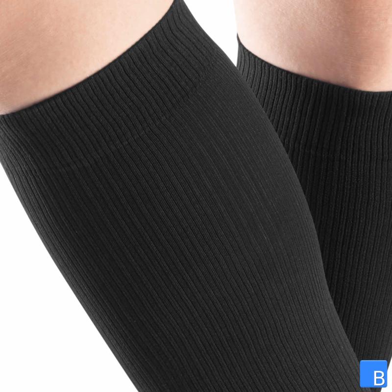 Sigvaris Traveno Reisestrumpf in schwarz, Detail bund