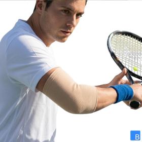 Active Color Ellenbogenbandage Anwendung im Tennis, beige