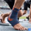 Malleo-HiT Supreme Knöchelbandage Anwendung im Sport, blau