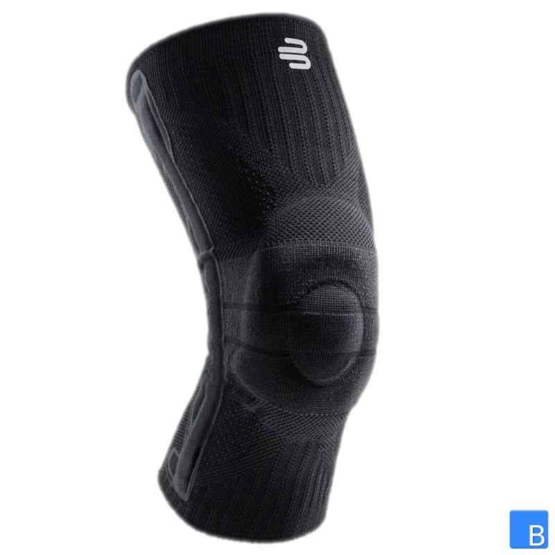 Sports Knee Support by Bauerfeind All Black